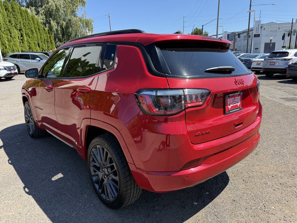 Used 2023 Jeep Compass Limited image 12