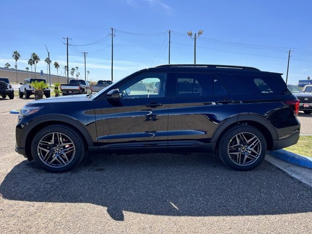 New 2026 Ford Explorer ST w/ Sun And Sound Package image 4