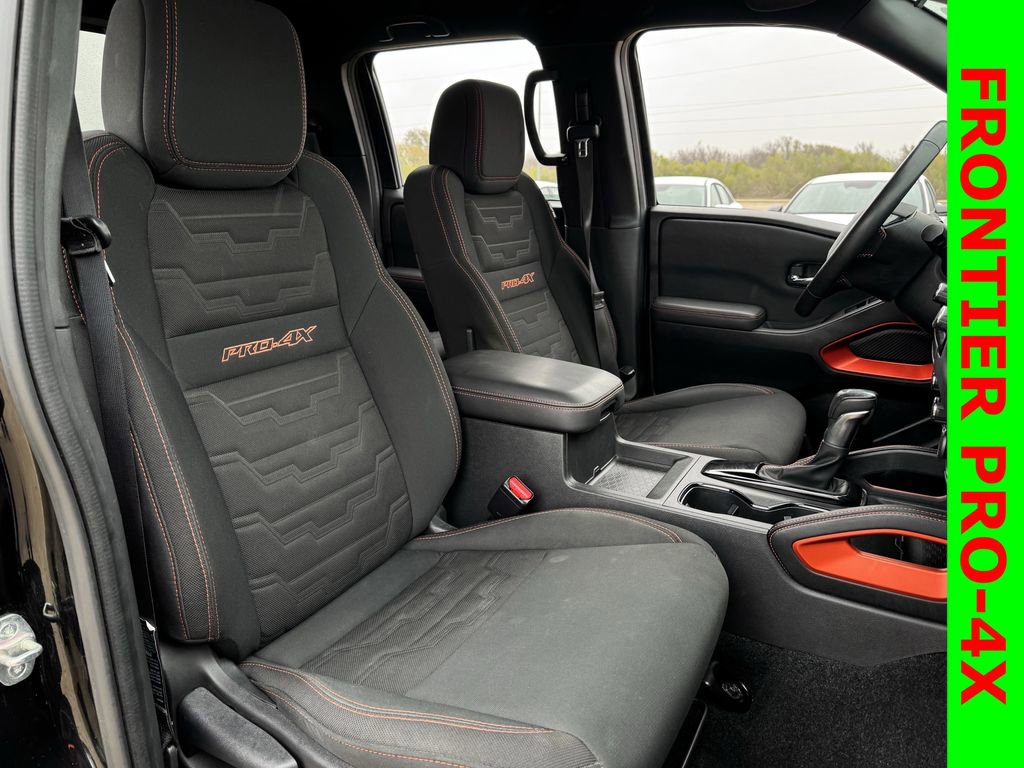 Used 2022 Nissan Frontier PRO-4X w/ Technology Package image 29