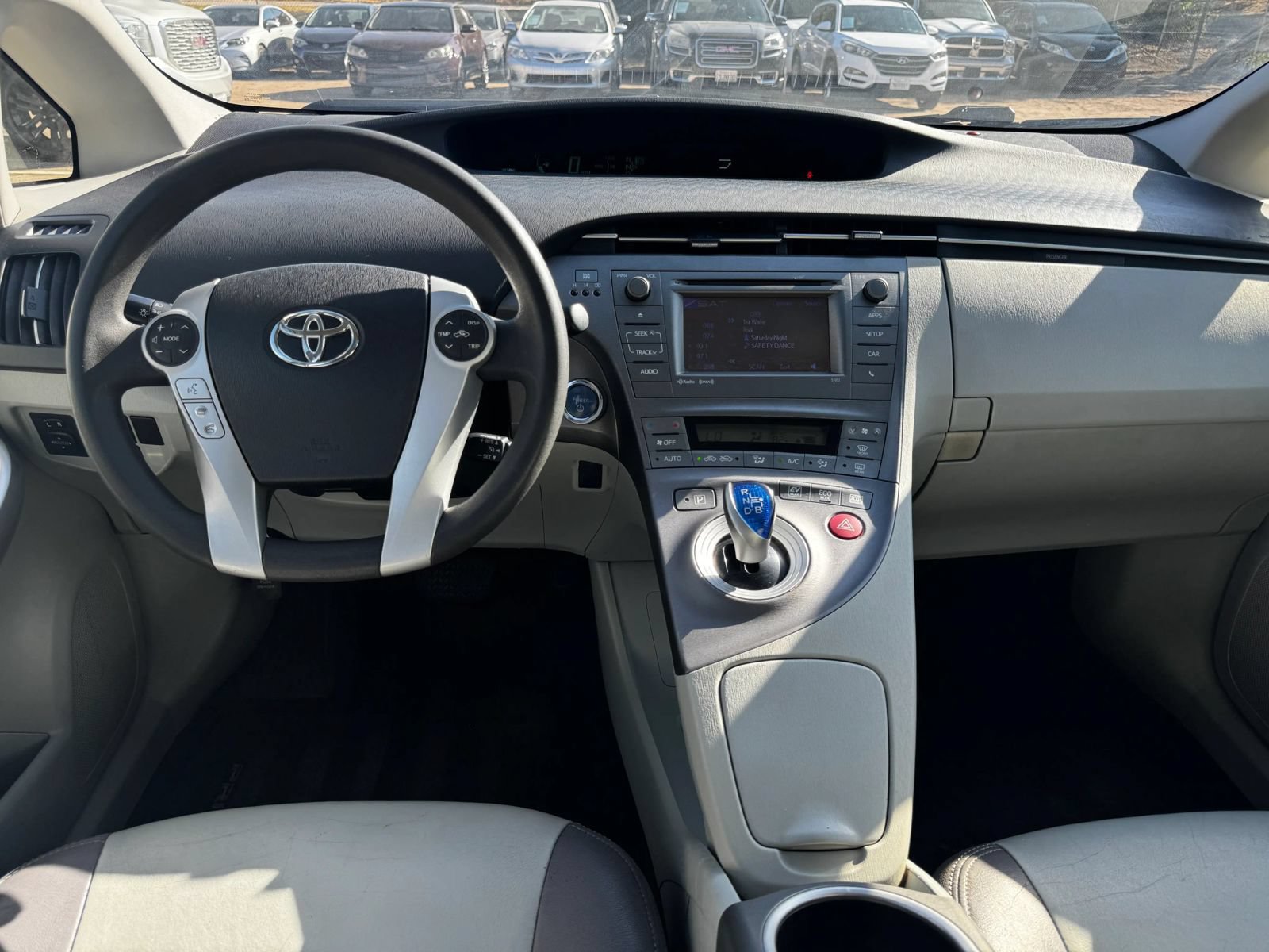 Used 2014 Toyota Prius Three FWD image 11