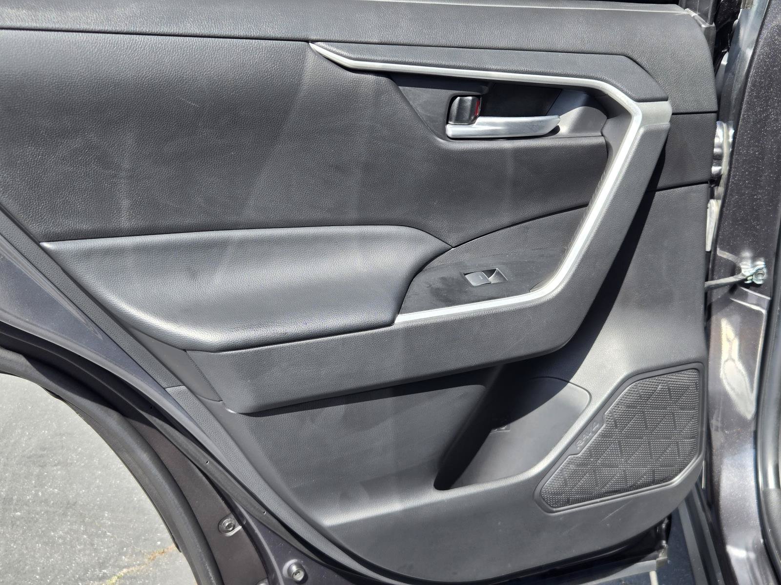 Used 2023 Toyota RAV4 XLE w/ Convenience Package FWD image 25