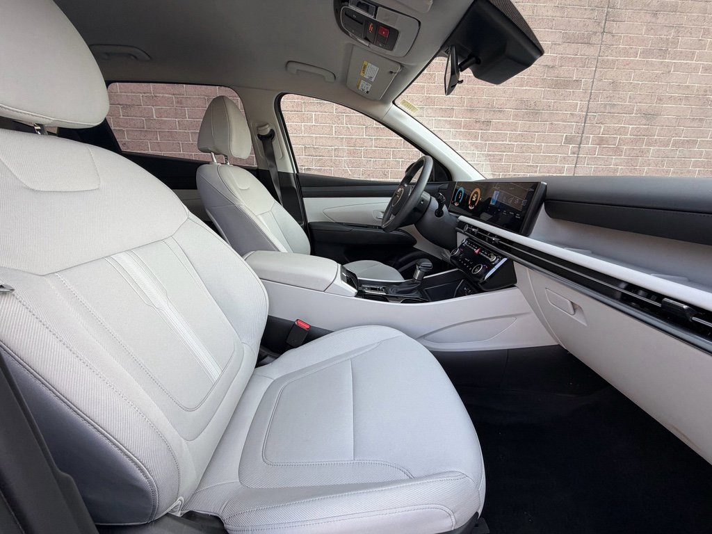 Certified 2025 Hyundai Tucson SEL image 24