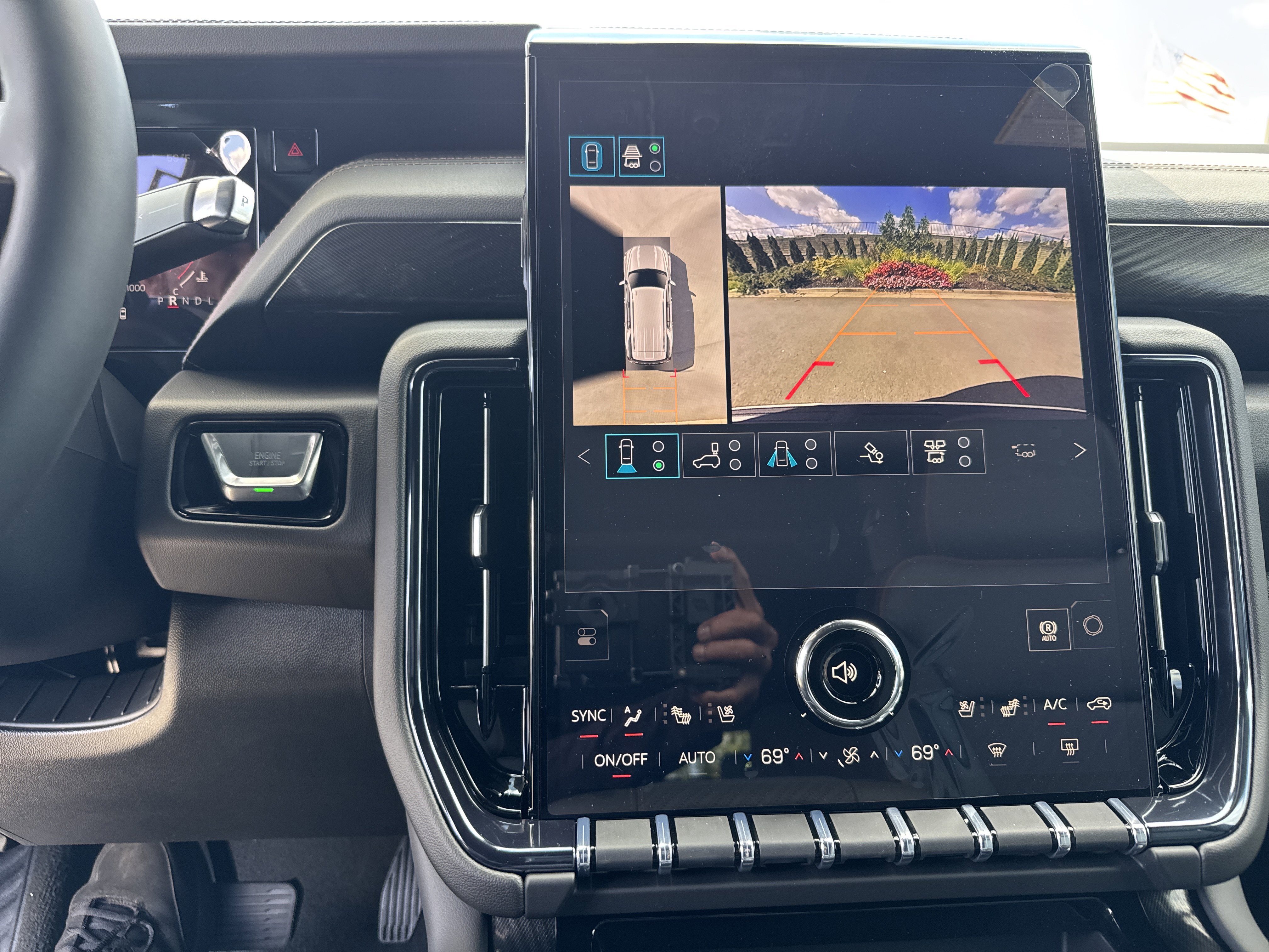 New 2026 GMC Yukon AT4 w/ AT4 Premium Plus Package image 25
