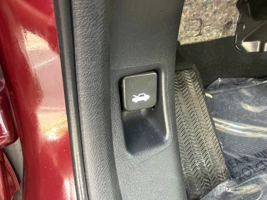 Used 2014 Honda Accord LX image 46