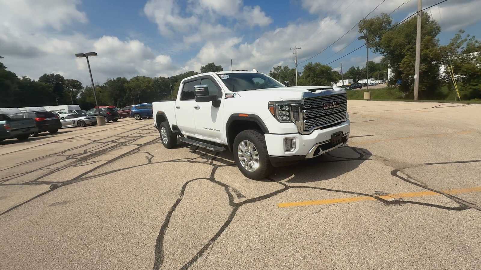 Certified 2020 GMC Sierra 3500 Denali w/ Technology Package AWD/4WD image 2