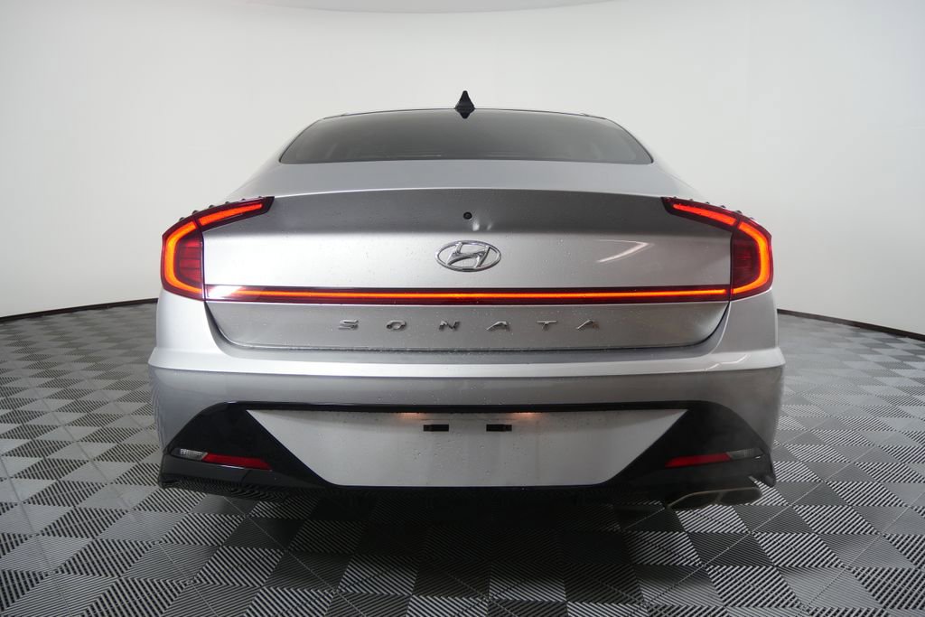 Used 2020 Hyundai Sonata SEL w/ Convenience + Sunroof Package image 4