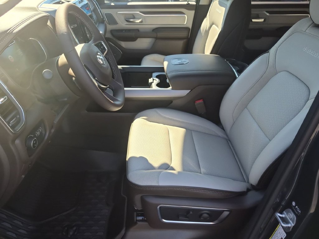 New 2027 RAM 1500 Laramie AWD/4WD image 15