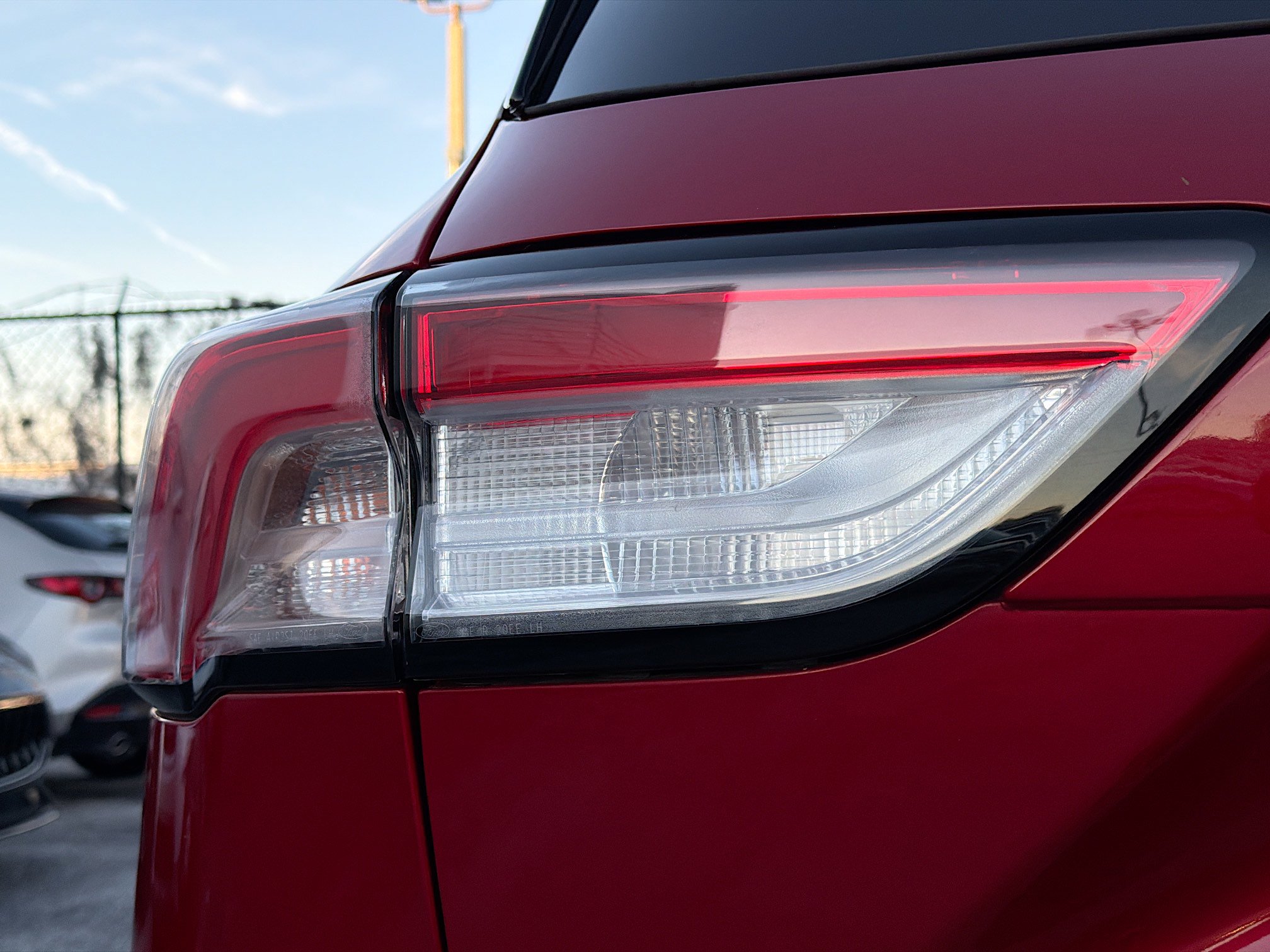 Used 2020 Ford Escape SE image 10