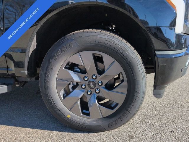 New 2025 Ford F150 Lightning Flash image 10