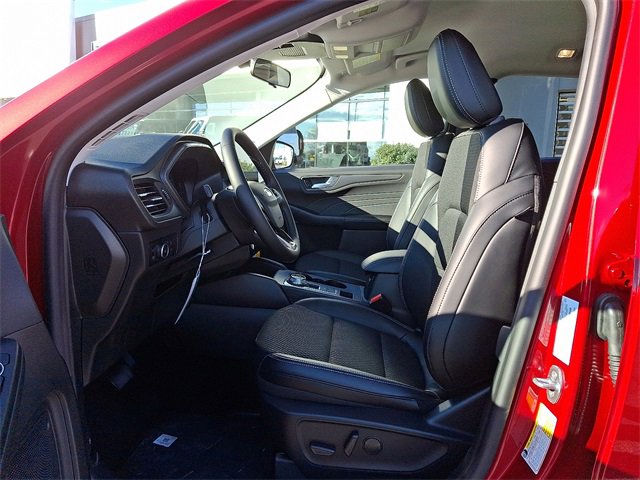 New 2025 Ford Escape SE image 6