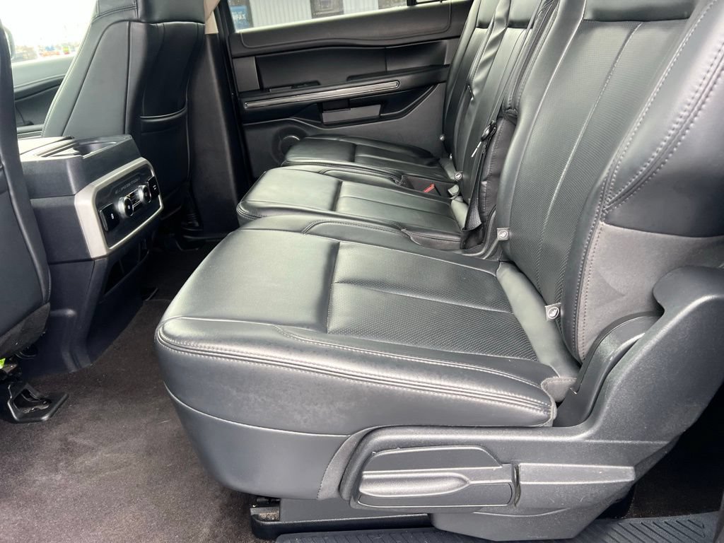 Used 2023 Ford Expedition Max XLT AWD/4WD image 13