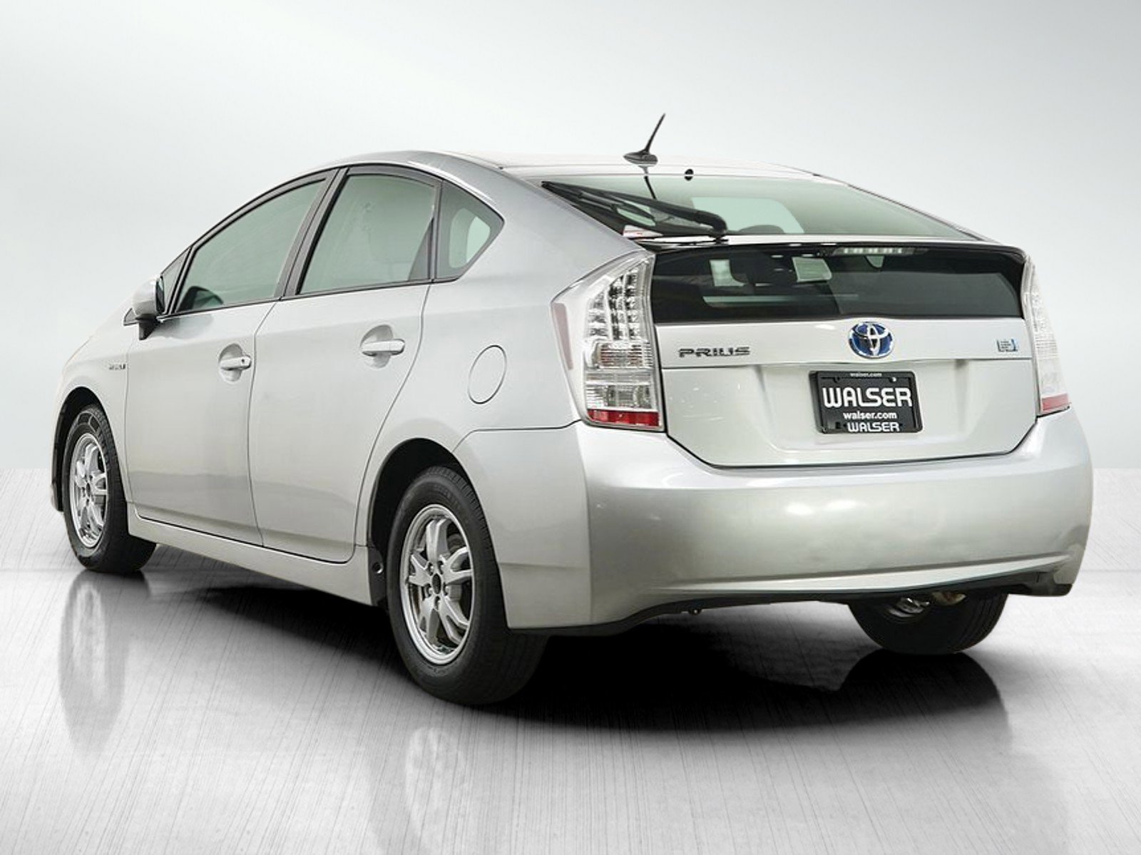 Used 2010 Toyota Prius Two FWD image 3