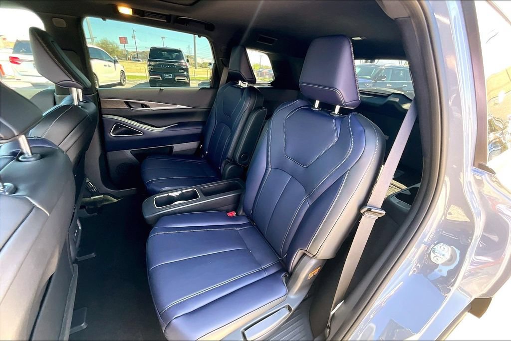 Used 2026 INFINITI QX60 Sport w/ Dark Cargo Package AWD/4WD image 12