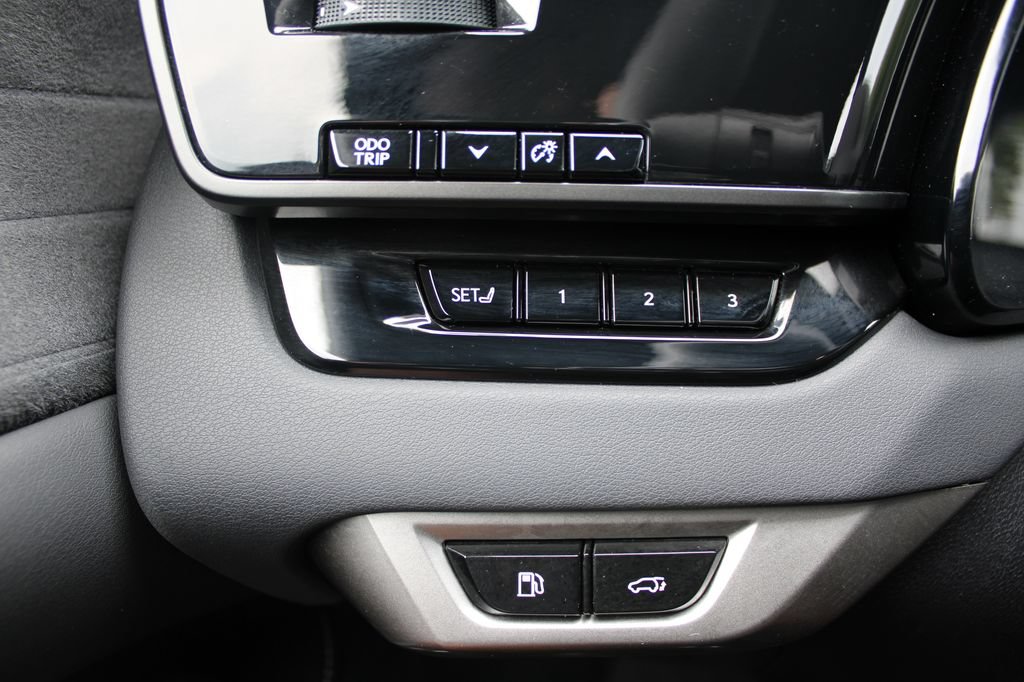 Used 2023 Lexus RX 350 AWD w/ Accessory Package image 29