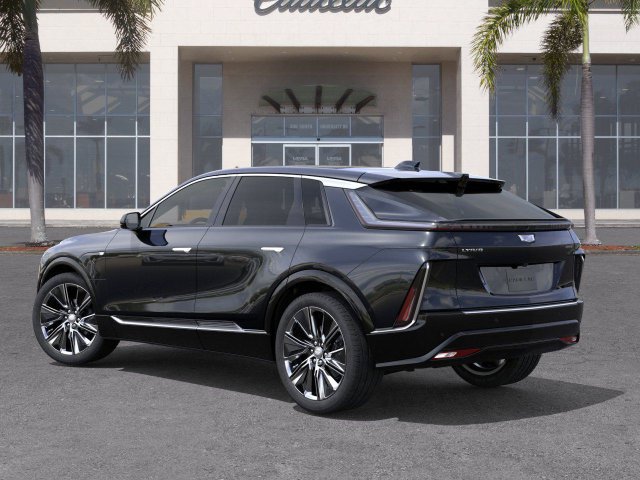 New 2026 Cadillac Lyriq Signature Luxury RWD image 3