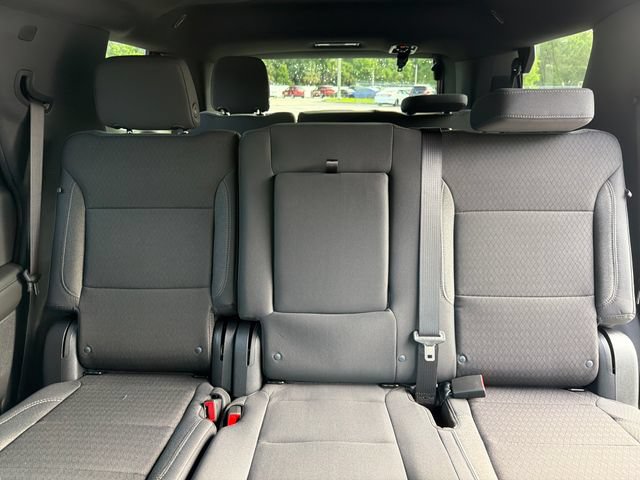New 2026 Chevrolet Tahoe LS w/ LS Custom Edition AWD/4WD image 24