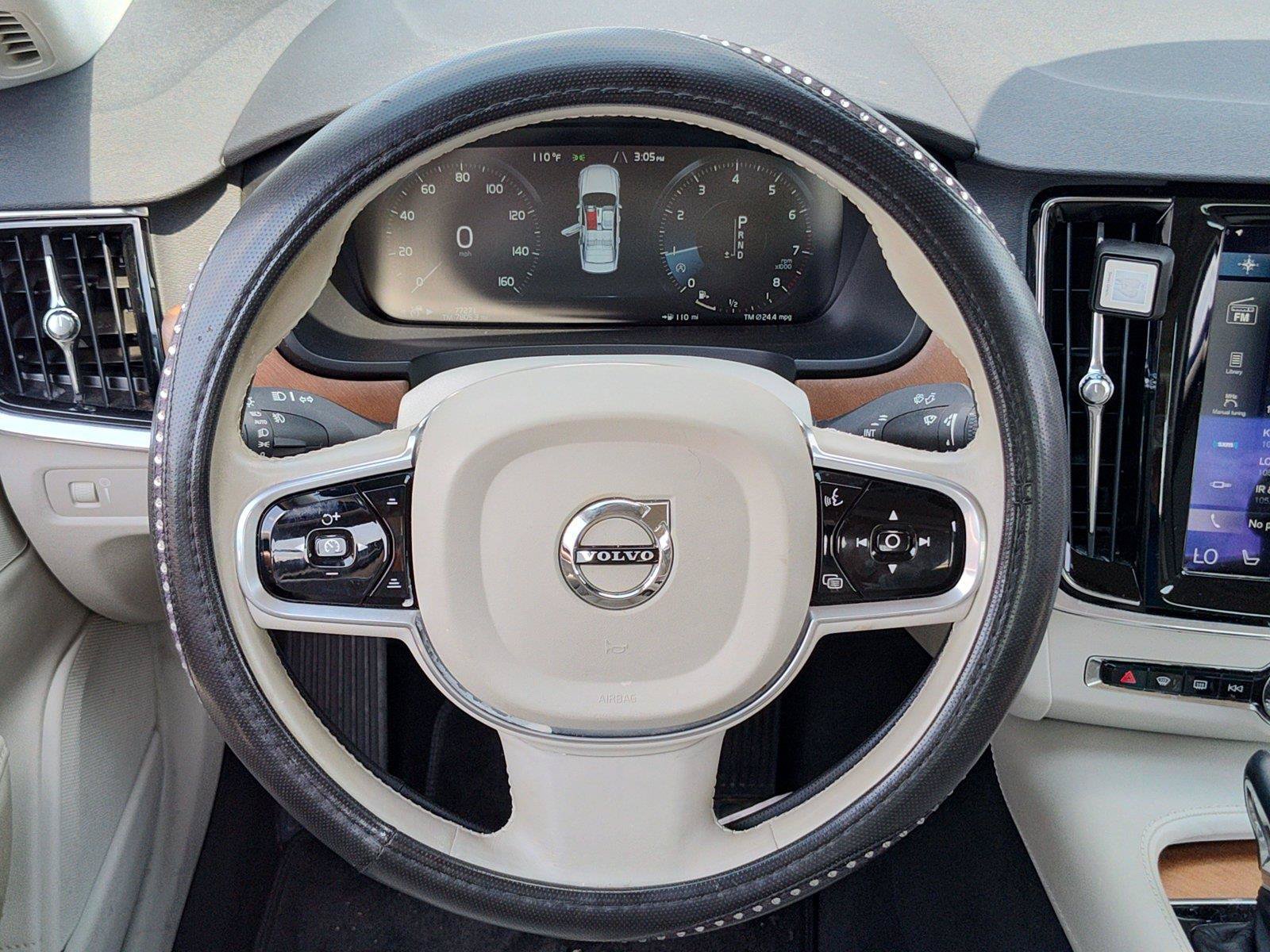 Used 2017 Volvo S90 T6 Inscription w/ Vision Package AWD/4WD image 17