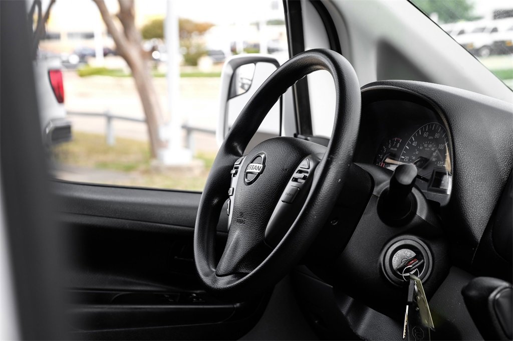 Used 2019 Nissan NV200 SV w/ Navigation Package image 10