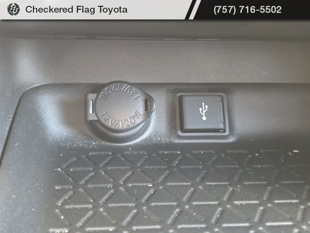 Used 2022 Toyota RAV4 XLE image 20