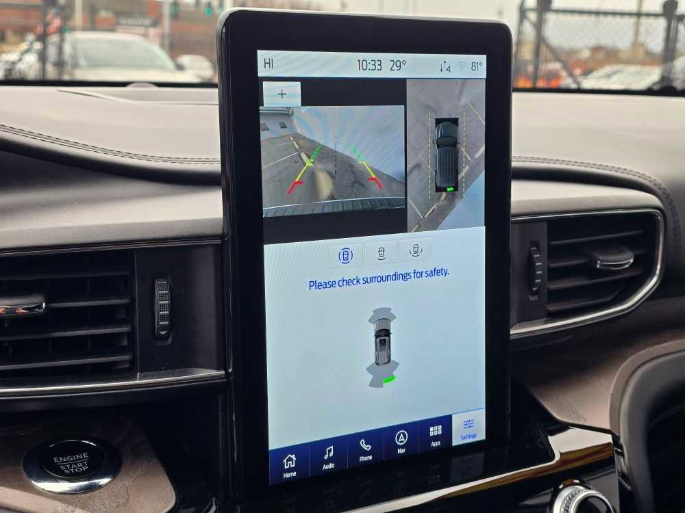 Used 2023 Ford Explorer Platinum w/ Technology Package image 24