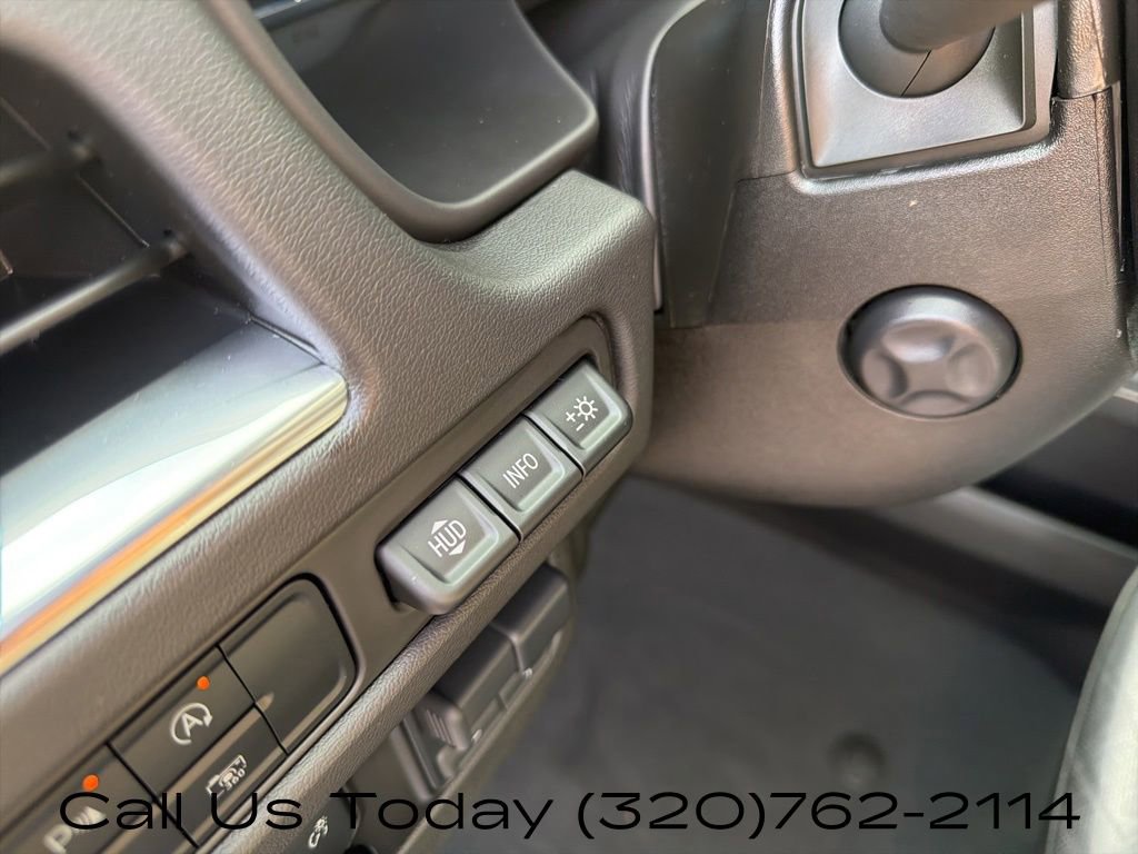 Certified 2024 Chevrolet Tahoe Premier AWD/4WD image 18