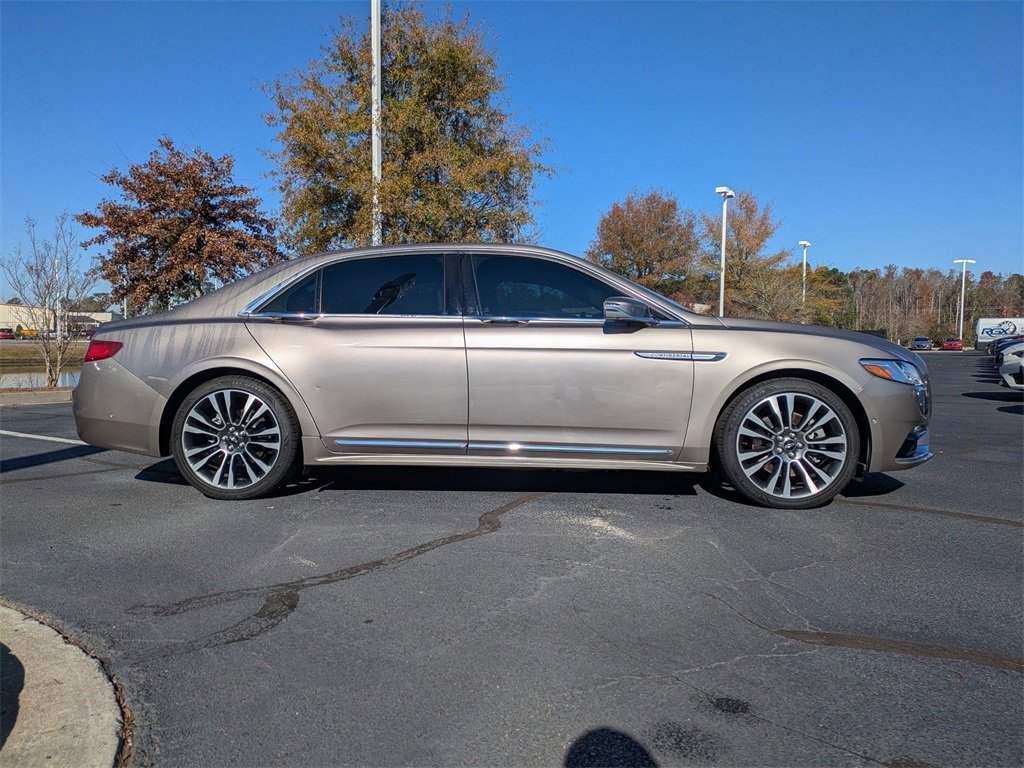 Used 2020 Lincoln Continental Reserve w/ Luxury Package image 4