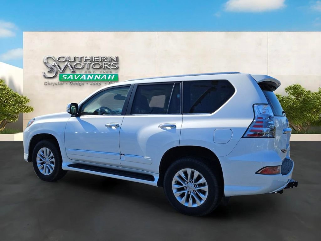 Used 2019 Lexus GX 460 Premium w/ Premium Package AWD/4WD image 3
