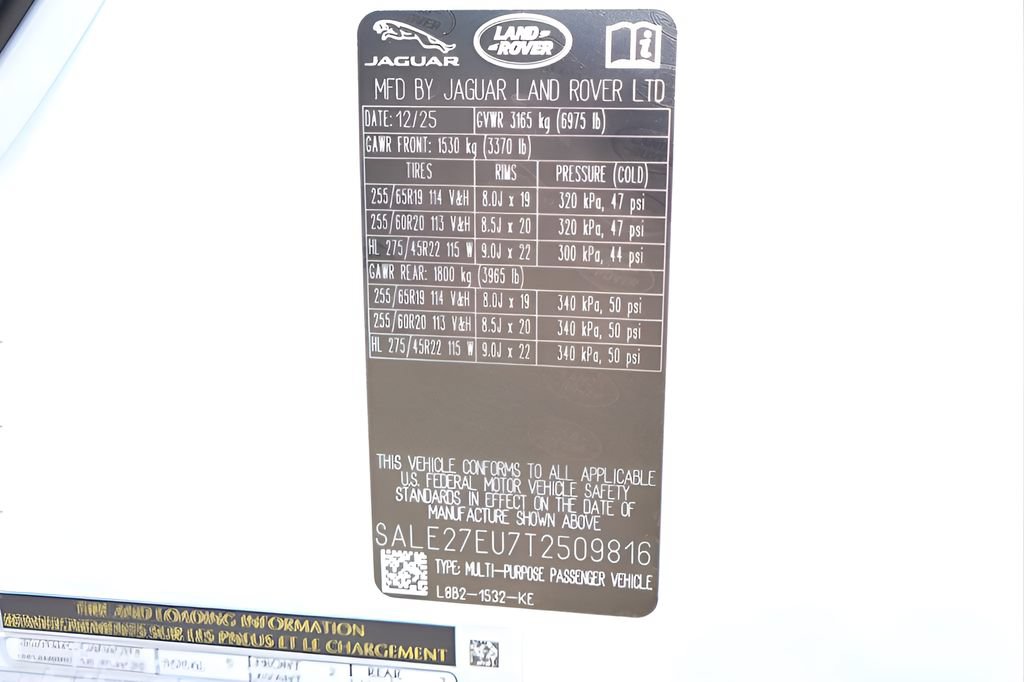 New 2026 Land Rover Defender 110 X-Dynamic SE AWD/4WD image 28