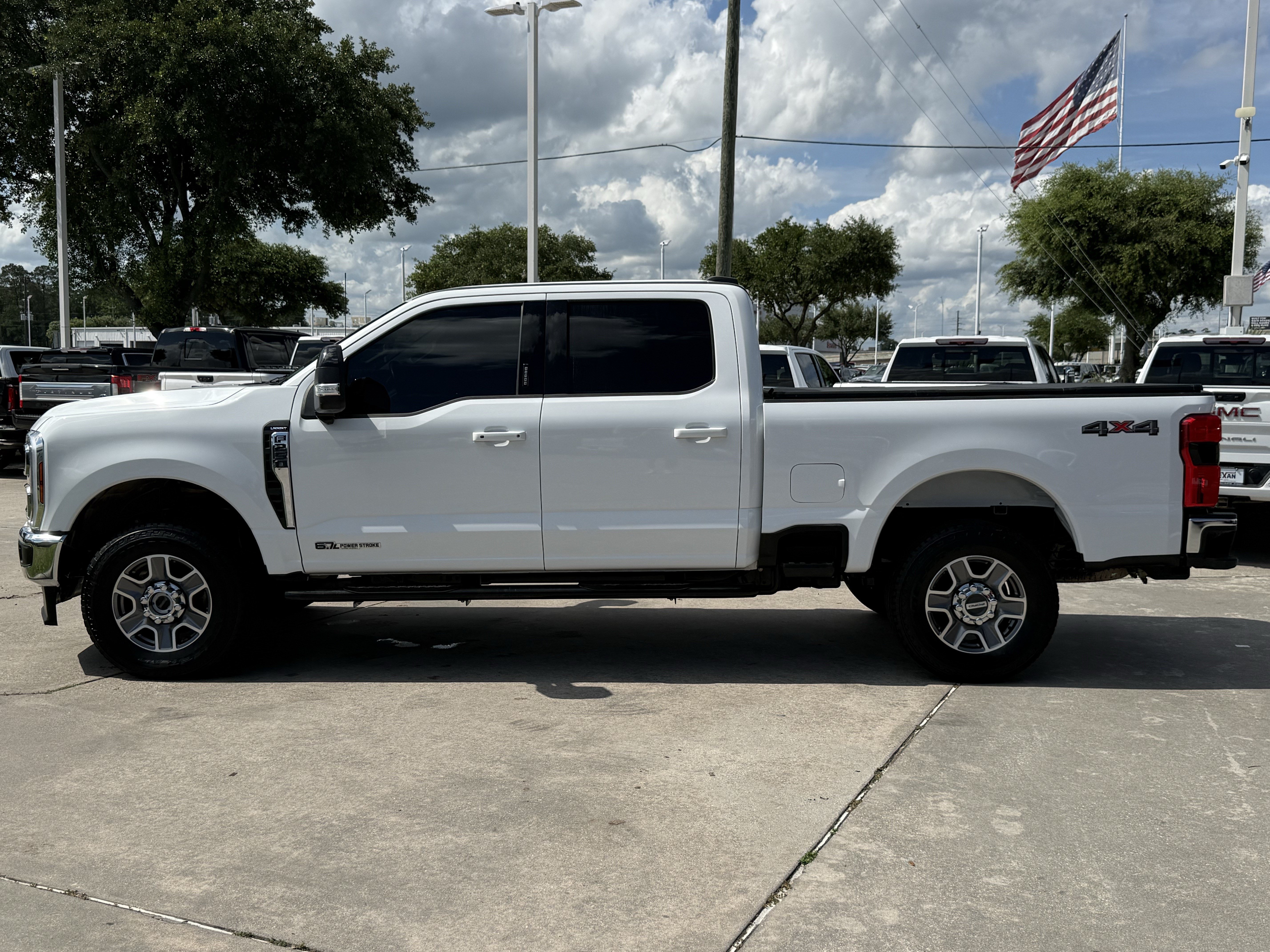 Used 2024 Ford F250 Lariat AWD/4WD image 8