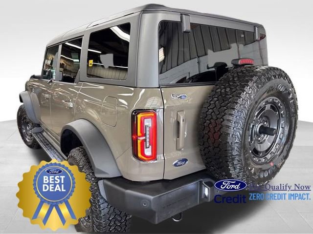 New 2025 Ford Bronco Outer Banks image 4