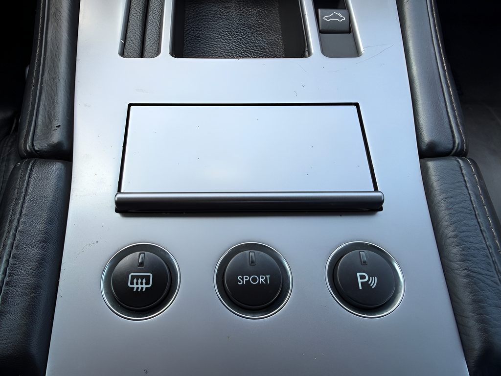 Used 2006 Aston Martin DB9 Volante RWD image 44