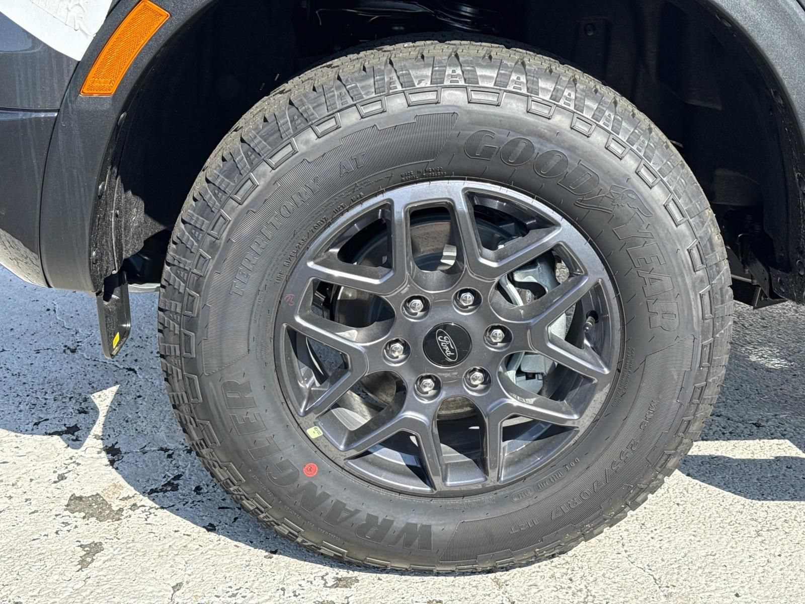 New 2026 Ford Ranger XLT w/ FX4 Off-Road Package AWD/4WD image 9