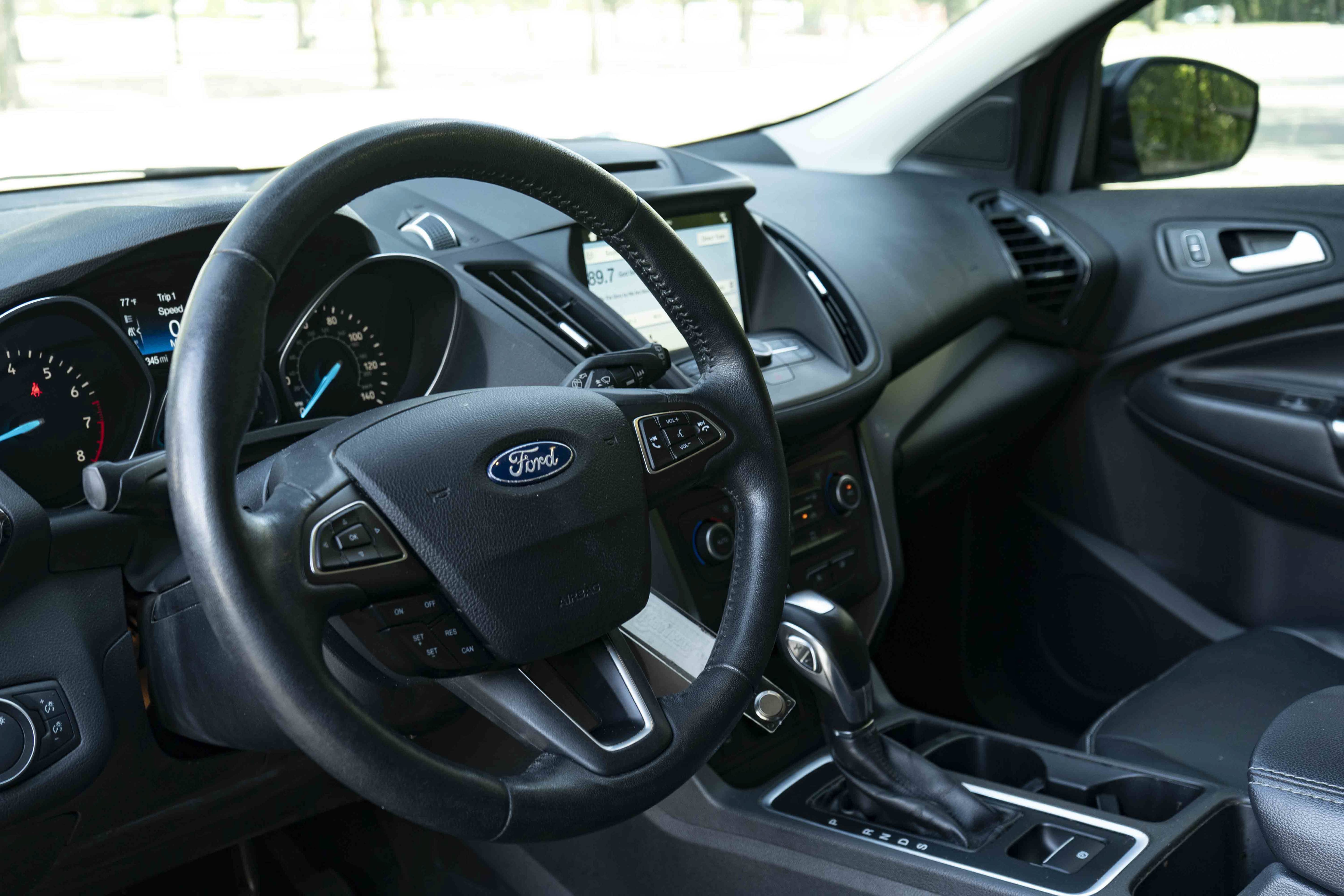 Used 2018 Ford Escape SEL FWD image 16