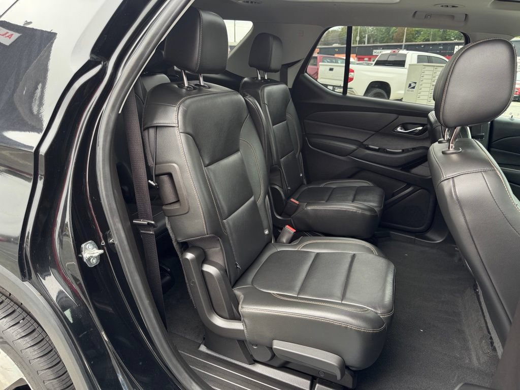 Used 2019 Chevrolet Traverse LT w/ LT Premium Package AWD/4WD image 19