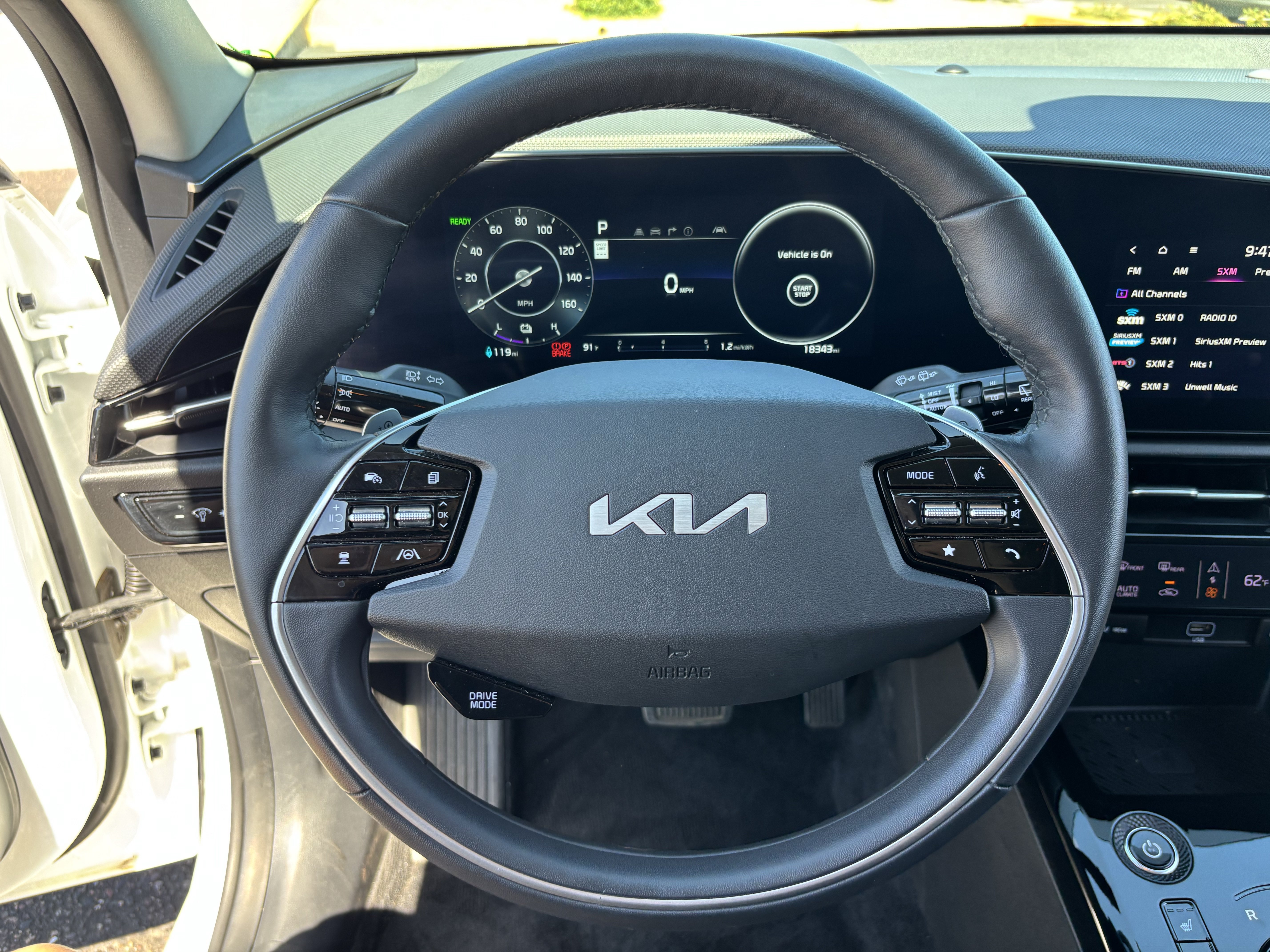 Certified 2023 Kia Niro Wind w/ Wind Preserve Package FWD image 24
