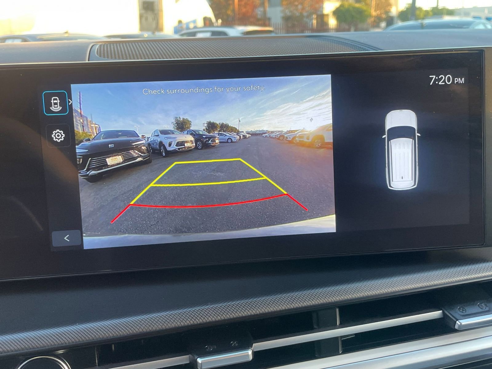 Used 2025 Hyundai Santa Fe SEL image 17