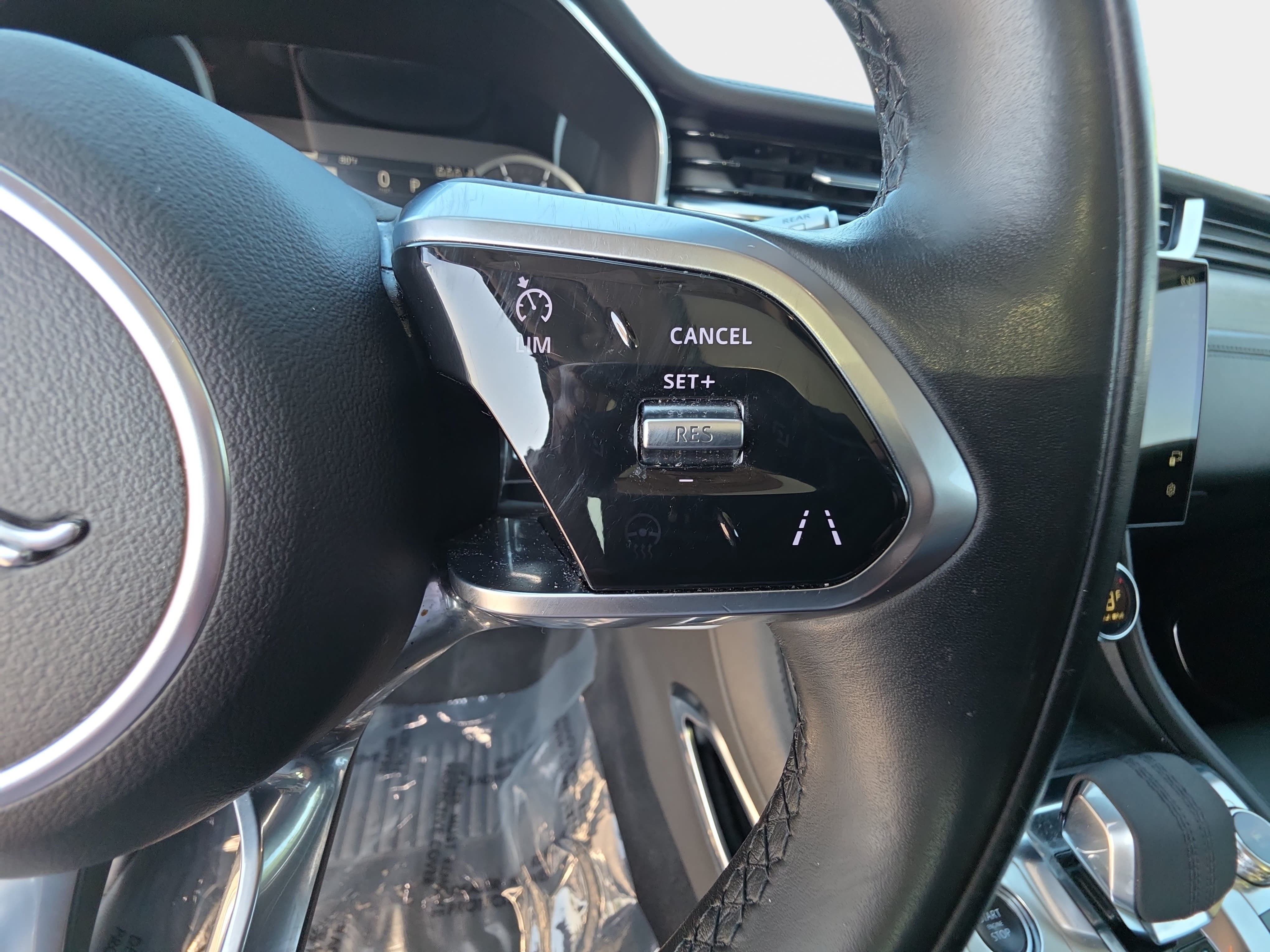 Used 2021 Jaguar F-PACE S AWD/4WD image 19