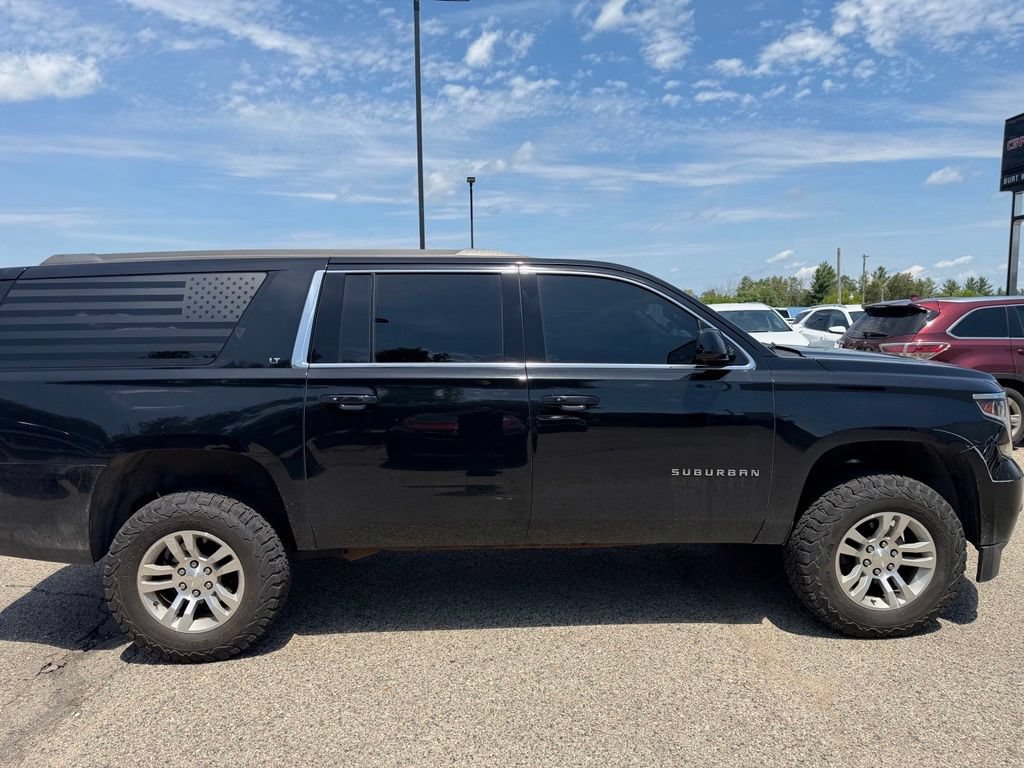 Used 2019 Chevrolet Suburban LT AWD/4WD image 5