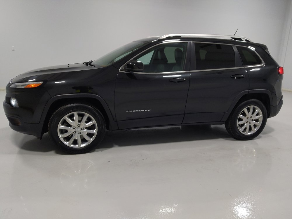 Used 2015 Jeep Cherokee Limited w/ Luxury Group image 2