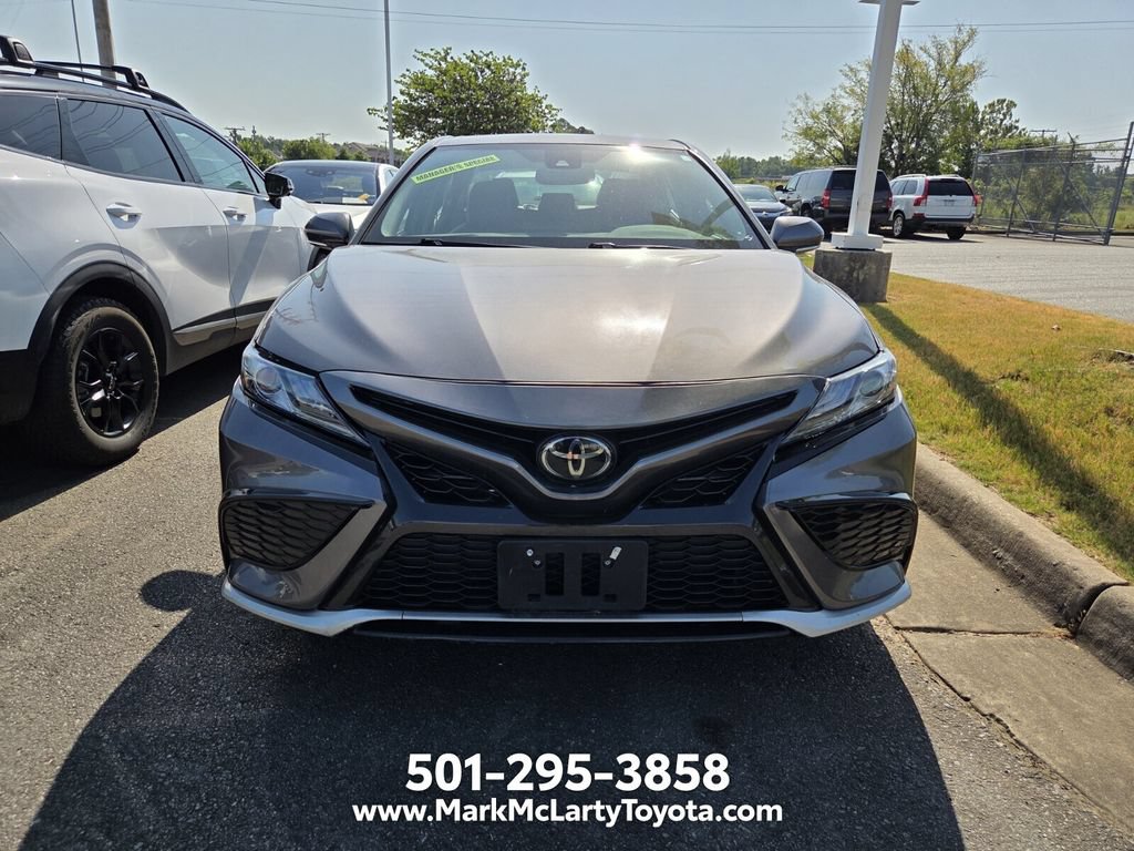 Used 2023 Toyota Camry XSE FWD image 2