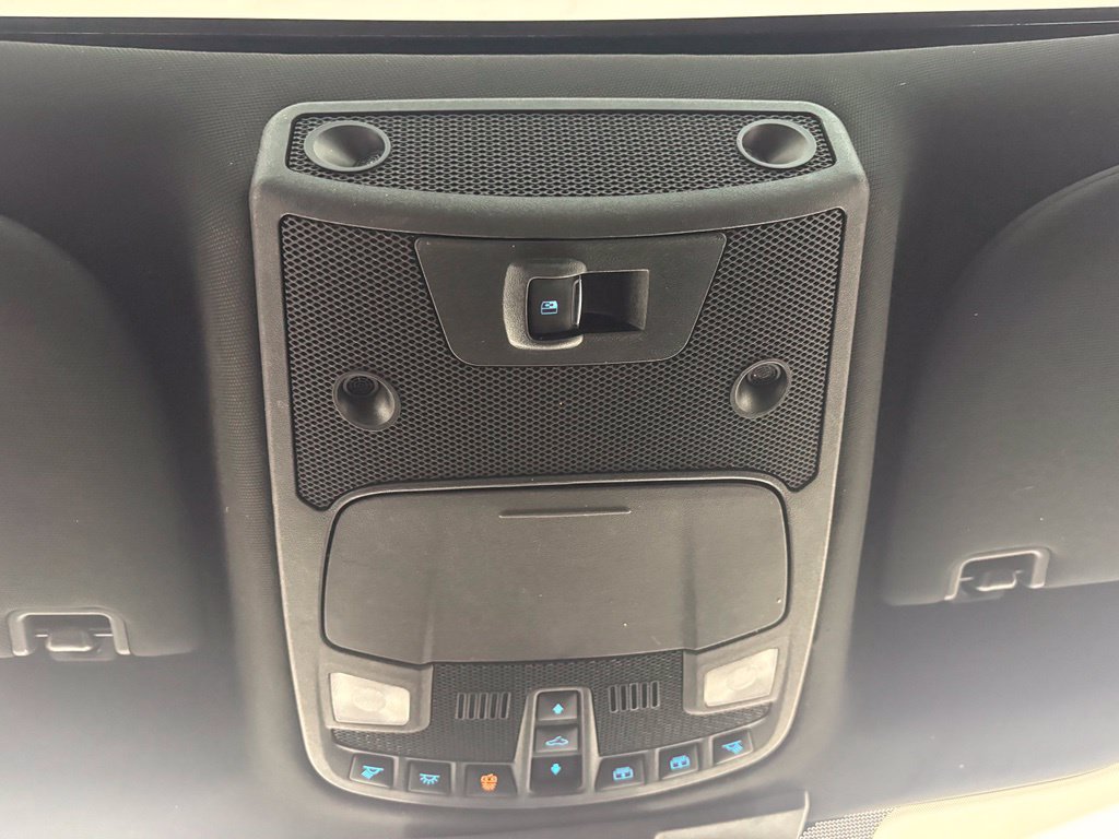 Used 2018 Ford F150 Platinum w/ Equipment Group 701A Luxury AWD/4WD image 42