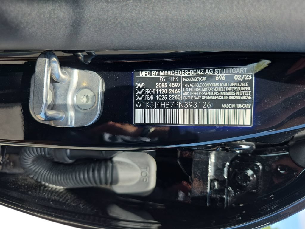 Used 2023 Mercedes-Benz CLA 250 4MATIC w/ Premium Package image 33