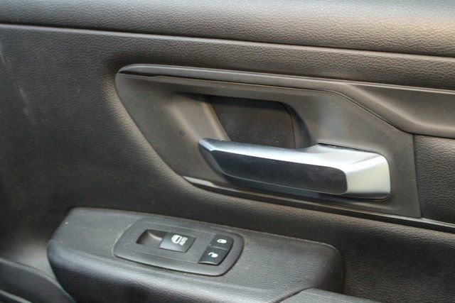 Used 2019 RAM 1500 Tradesman image 9