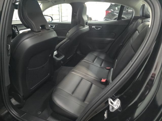 Used 2024 Volvo S60 B5 Core image 13