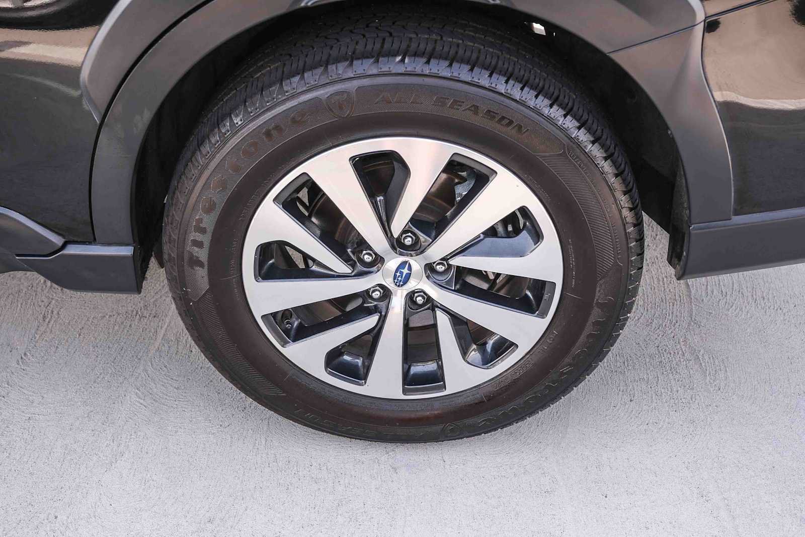 Used 2024 Subaru Outback Premium AWD/4WD image 9