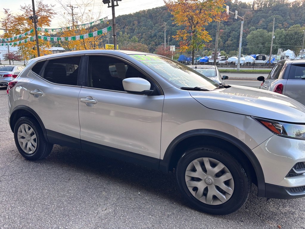 Used 2020 Nissan Rogue Sport S AWD/4WD image 1