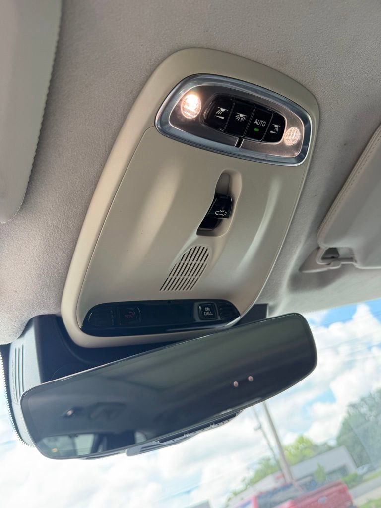 Used 2017 Volvo XC90 T8 Inscription w/ Luxury Package AWD/4WD image 20