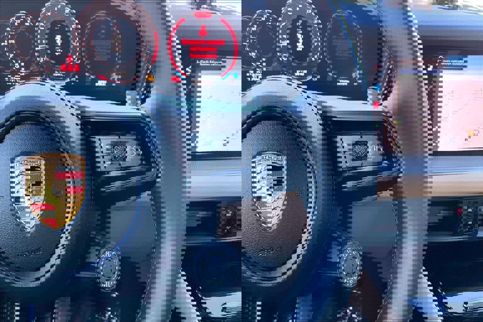 Used 2026 Porsche Cayenne Coupe image 24