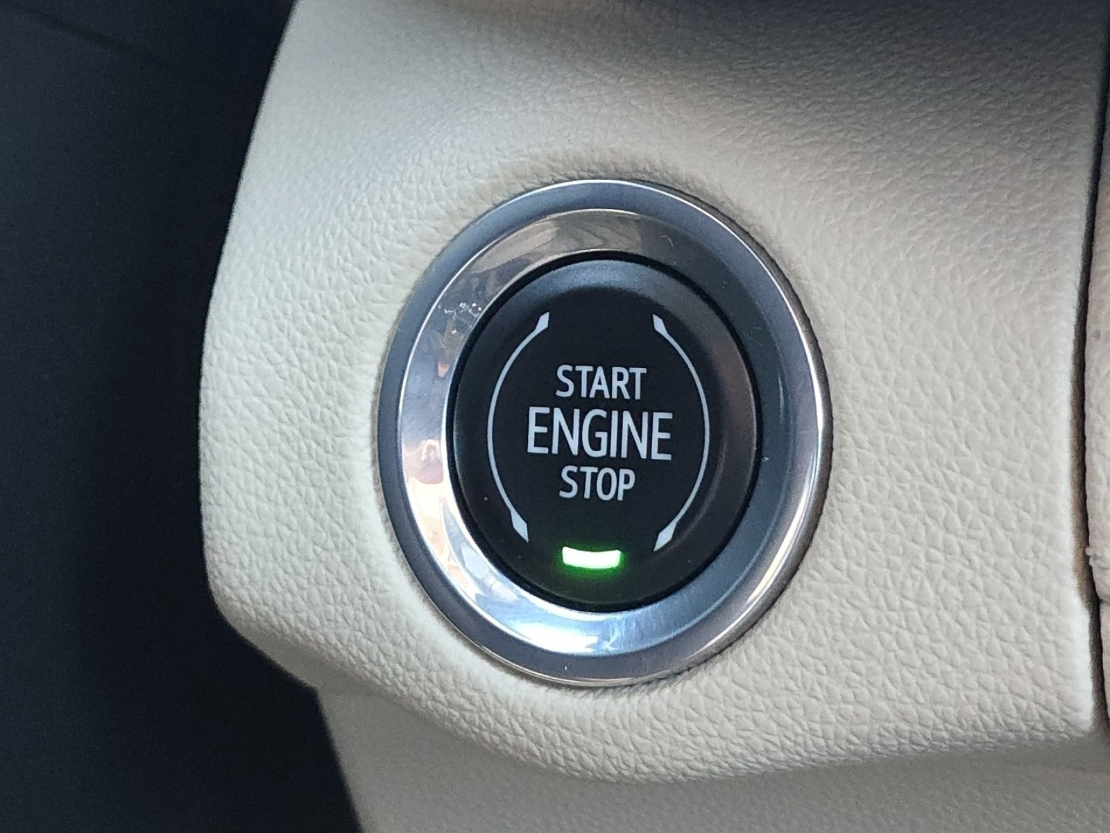 Used 2021 Buick Envision Essence image 12