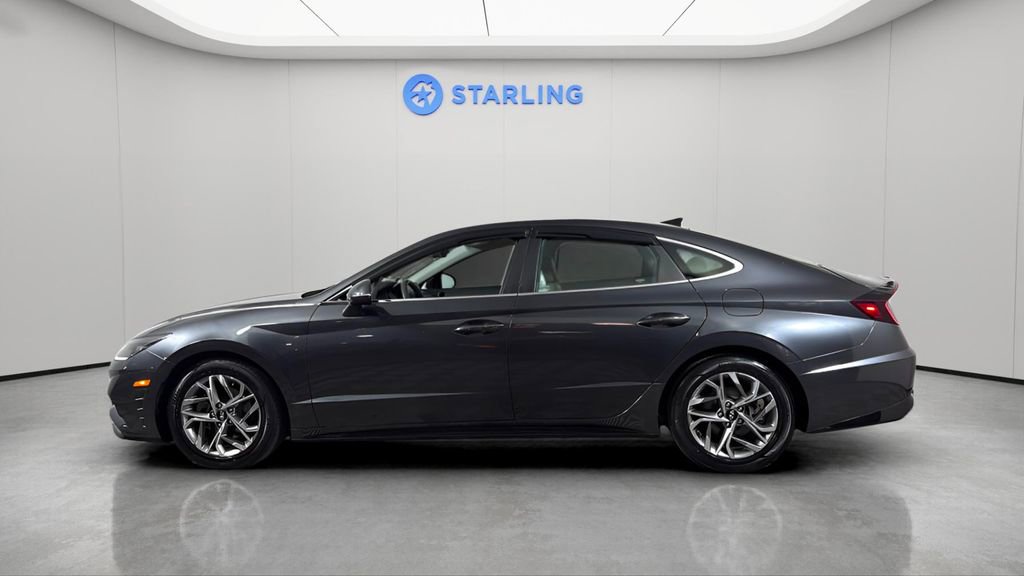 Used 2021 Hyundai Sonata SEL image 3